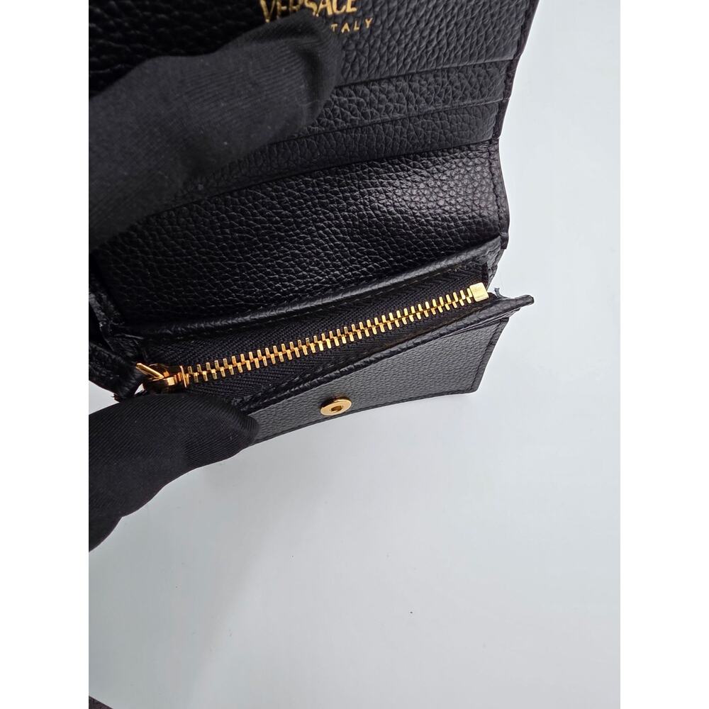 Authentic VERSACE Python Print Leather Wallet Medusa V Logo – Full Inclusion - Picture 13 of 15